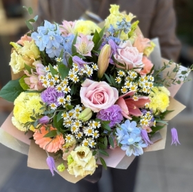Flower Box Choice Pastel Handtied
